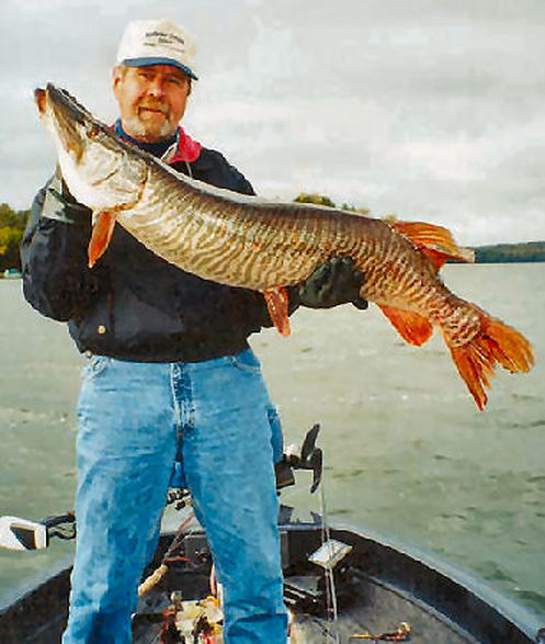 Gordie Shaw wins Musky Mania 27 with a 39” fish