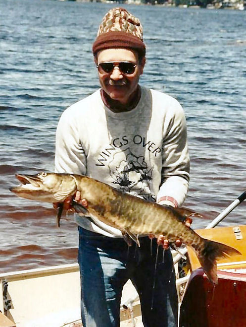 Dave Kuen wins Musky Mania 10 with a 35 ½